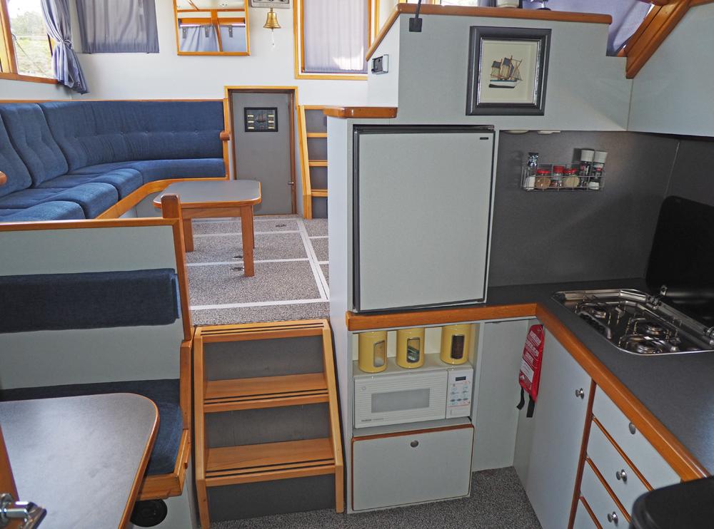 Fore ship, Accommodation